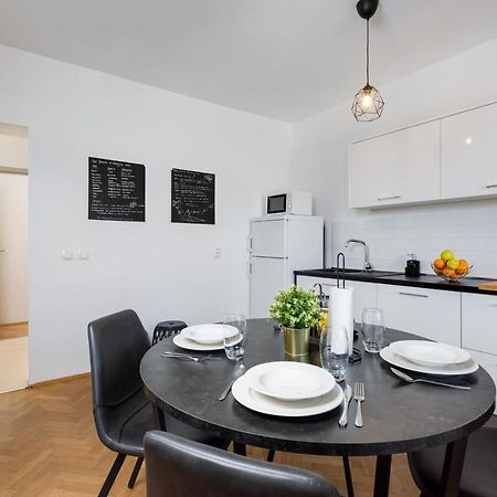 Apartment Ana Vantacici Luaran gambar