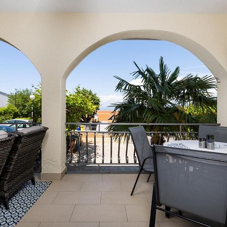 Apartment Ana Vantacici Luaran gambar