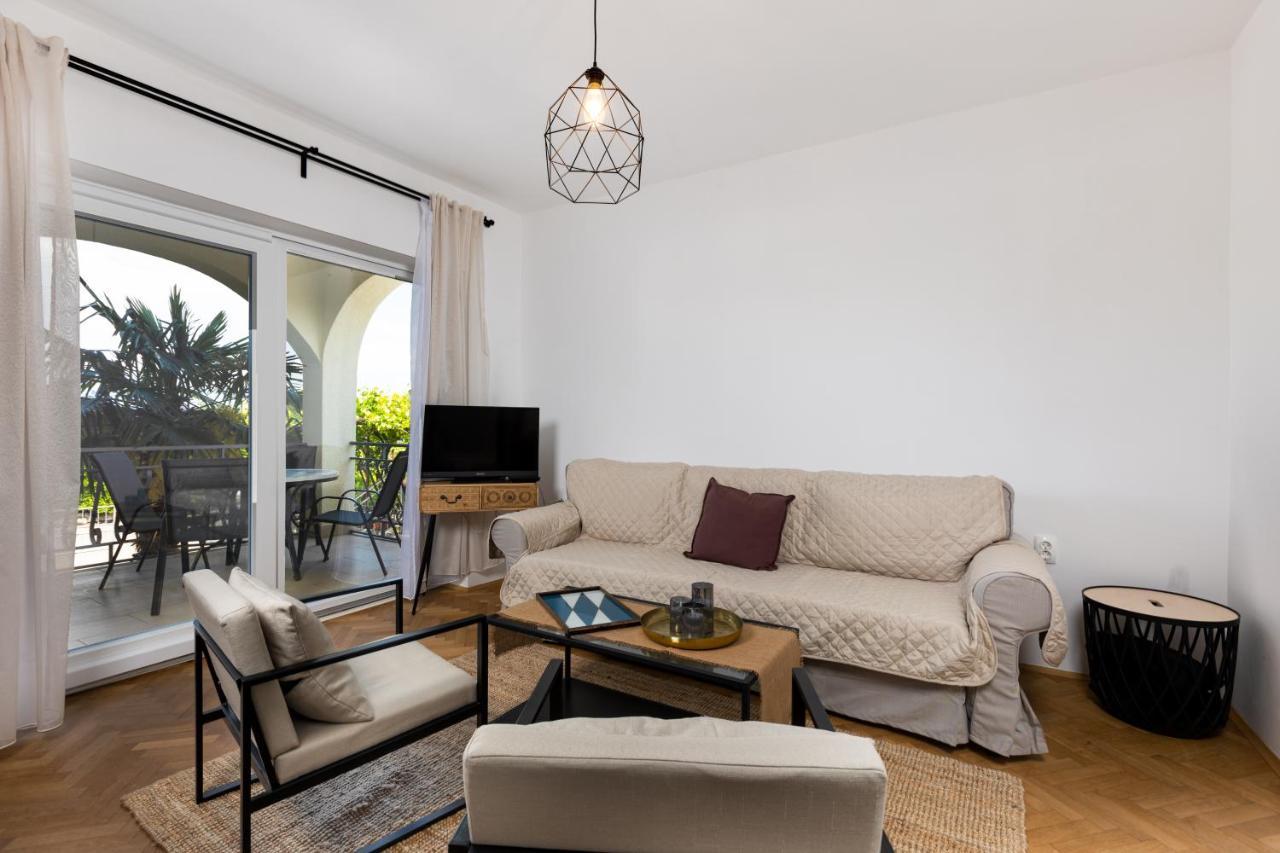 Apartment Ana Vantacici Luaran gambar
