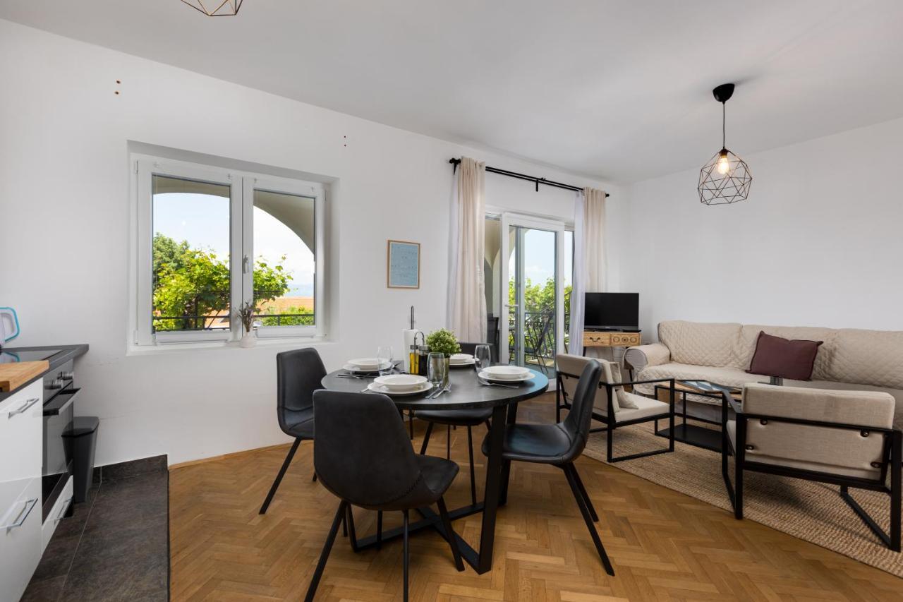 Apartment Ana Vantacici Luaran gambar